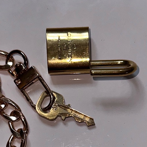 LV Lock & Key #313 - Picture 8 of 10